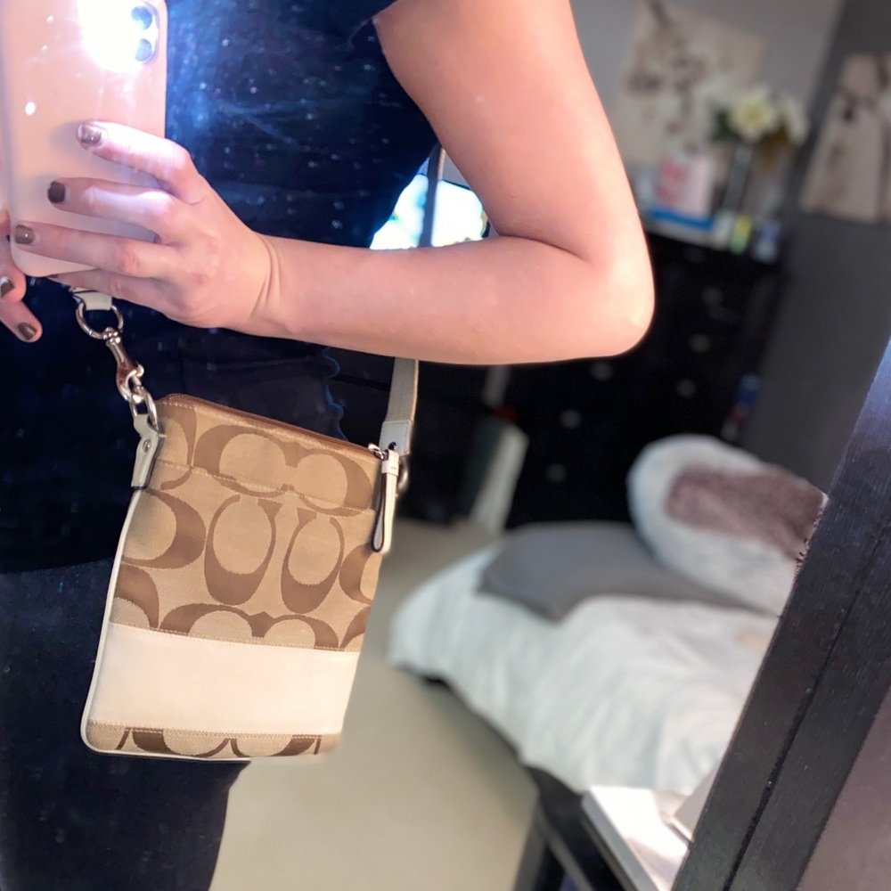 COACH Messenger Crossbody Purse